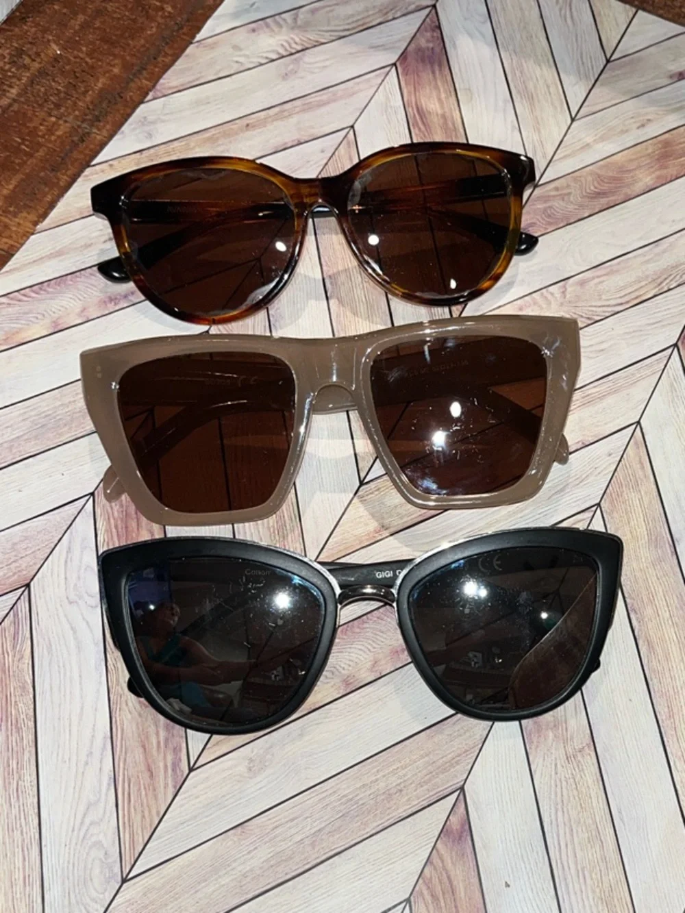 Sunglasses bundle - cotton on, avaway, sojos oversized frame
